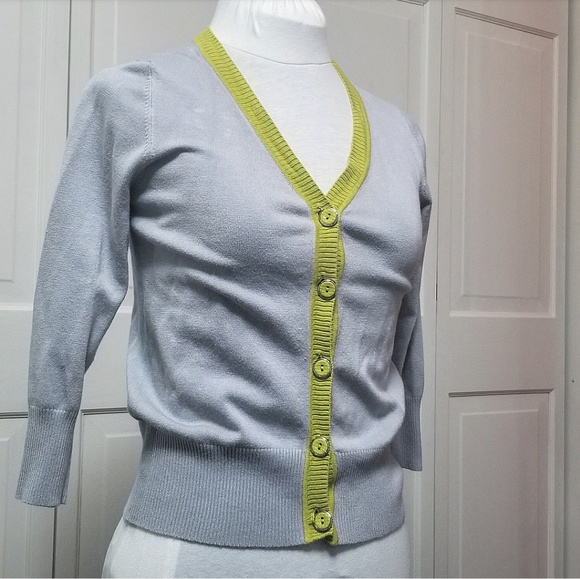 Grey button Cardigan with green accent trim - Picture 3 of 4